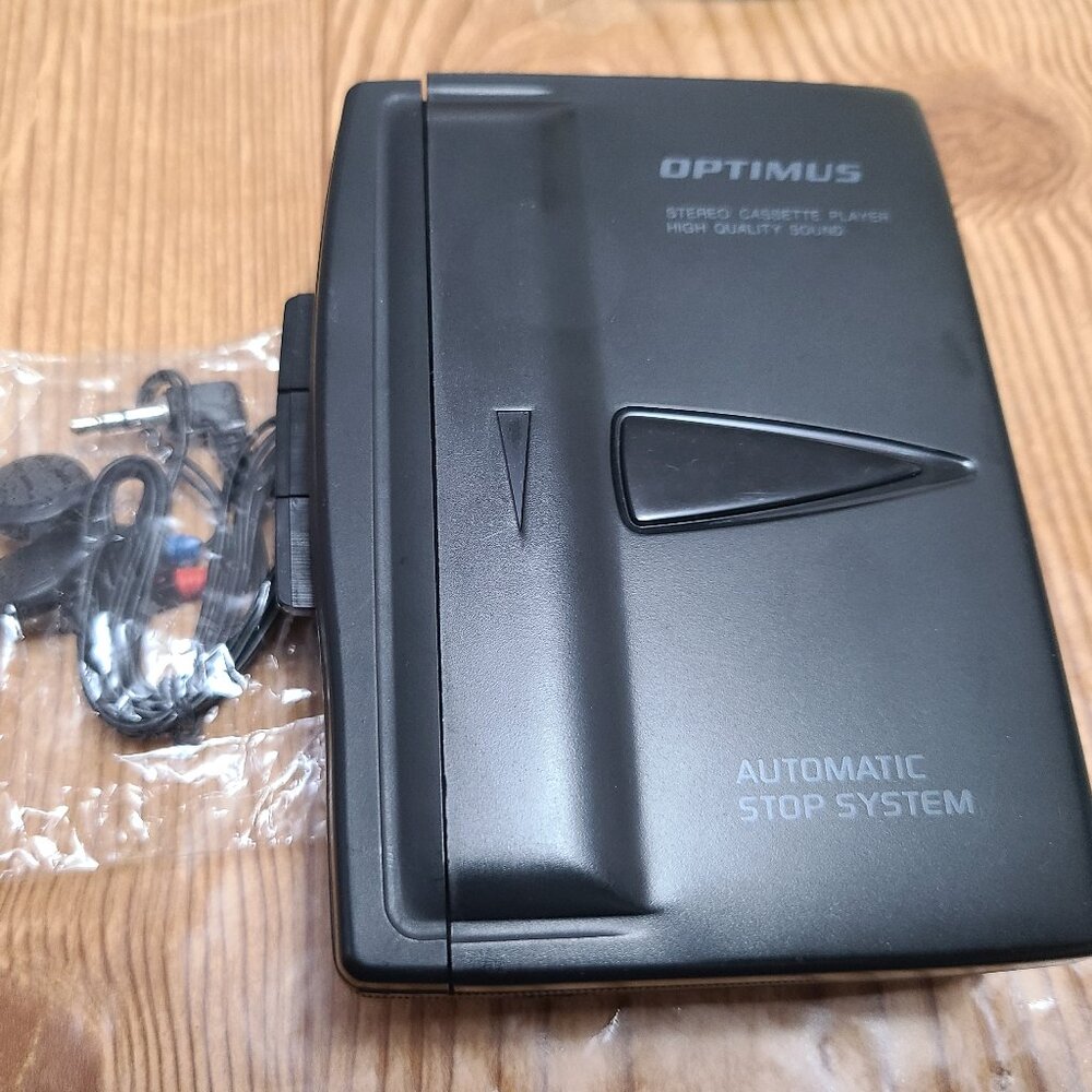 Optimus Cassette walkman player (AS IS)